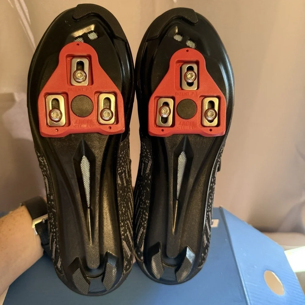Cycling Shoes Kyedoo Black 3 Strap 7.5-8 Women - 6.5-7 Men US - 39 UK